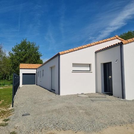 Studio Privatif Tout Equipe Dans Residence De L'Hote Sainte-Flaive-des-Loups エクステリア 写真
